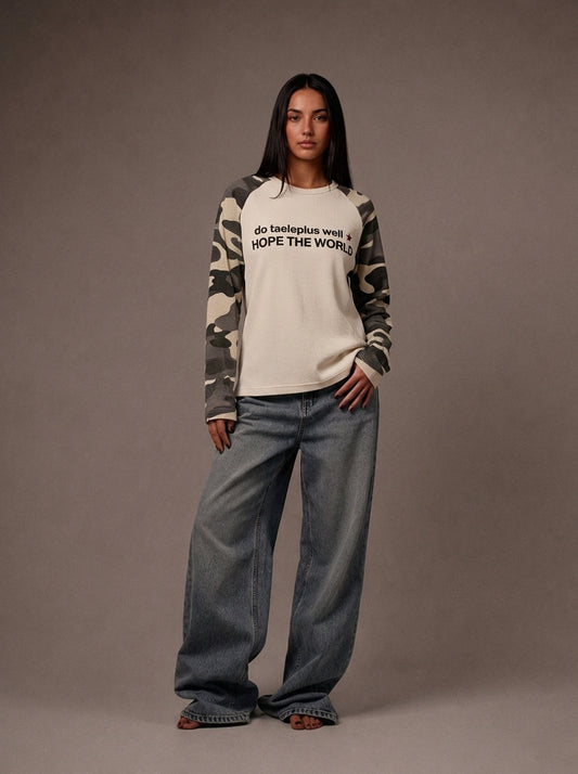 RIVORAE Offscript Longsleeve