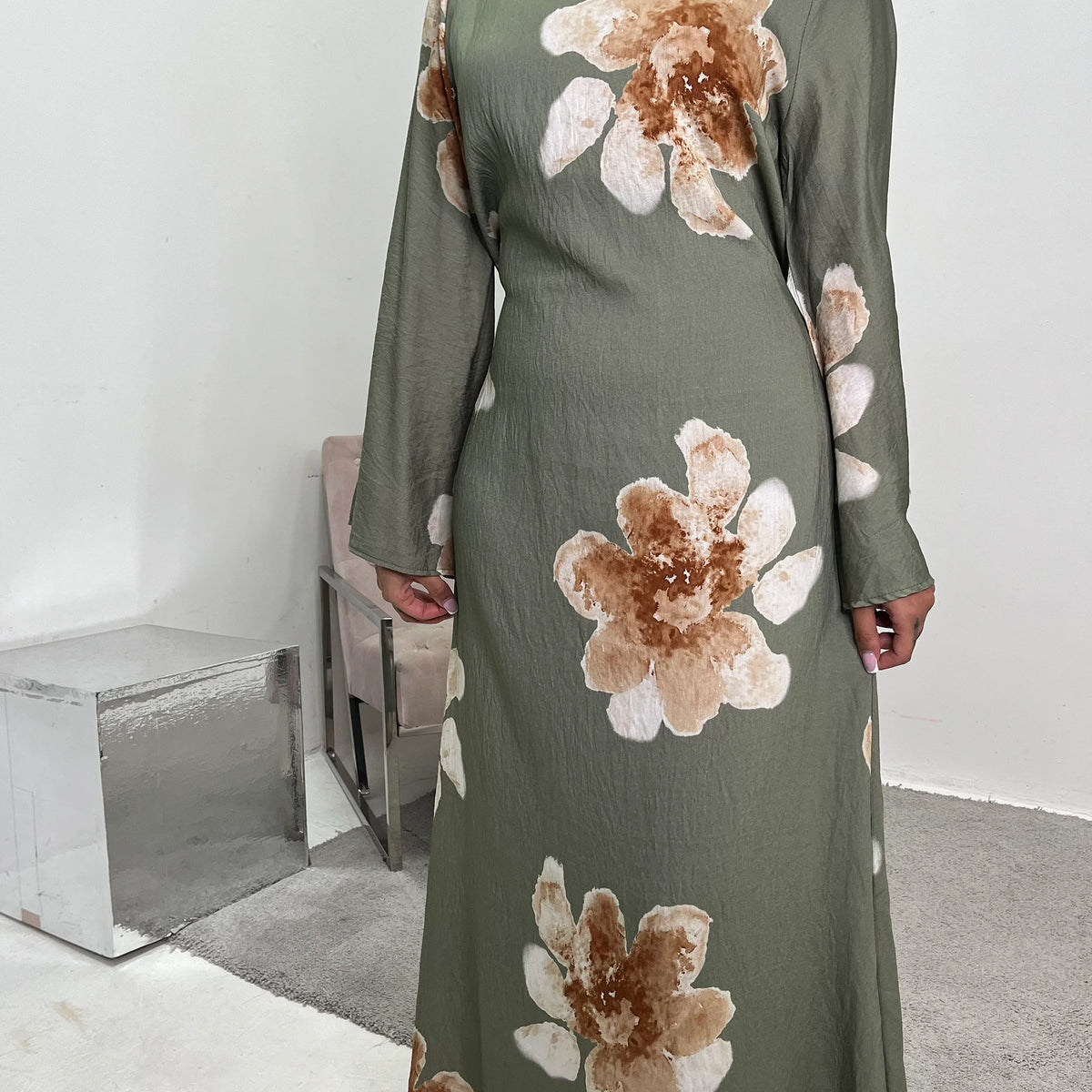 BUFFLYE ABAYA